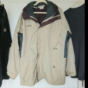 Columbia Bugaboo 3 in 1 Khaki Winter Coat Lined w/ Removable Fleece Jacket Large